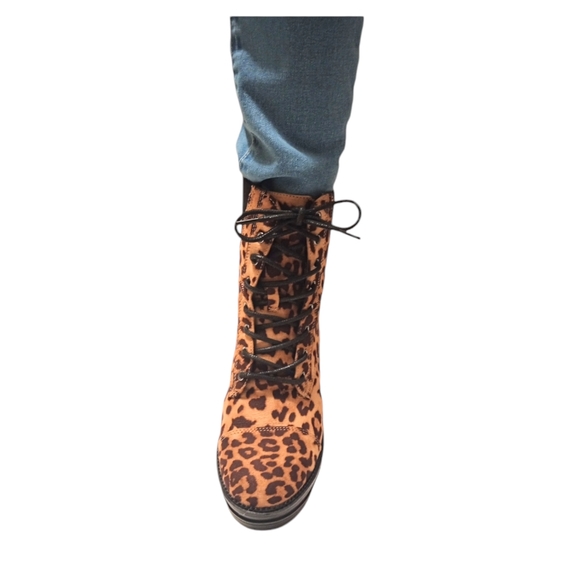 Brash Timber Leopard Print Combat Boots - Picture 4 of 4